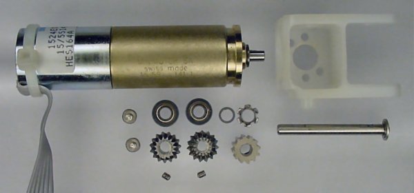 Gearmotor and right-angle parts.