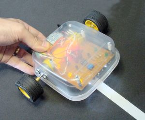 Sandwich, the line-following robot