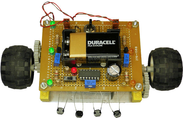 Overhead photograph of Wavy The Line Following Robot